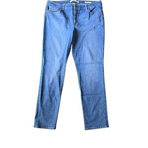 𝅺VIntage America women’s jeans Size 14/32 blue Casual Skinny denim
